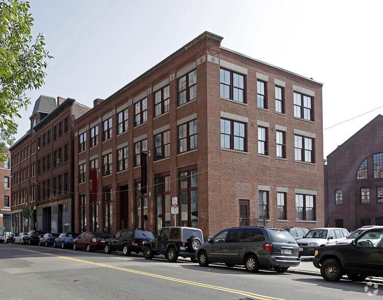 560 Harrison Ave, Boston, MA à louer - Photo de l’immeuble – Image 1 sur 2