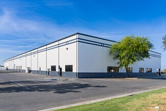 Plus de détails pour 7101 W Doe Ave, Visalia, CA - Industriel/Logistique à louer