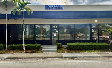 1018 N Miami Beach Blvd, North Miami Beach, FL à louer Photo intérieure– Image 1 sur 7