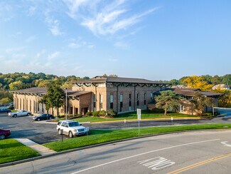 Plus de détails pour 8900 State Line Rd, Leawood, KS - Bureau à vendre