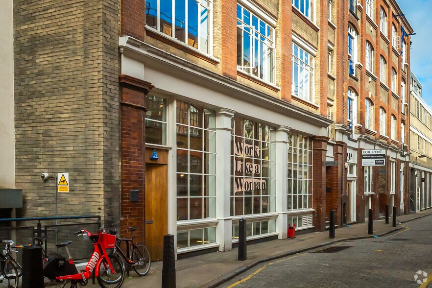 11-15 Emerald St, Londres à louer - Photo de l’immeuble – Image 3 sur 99