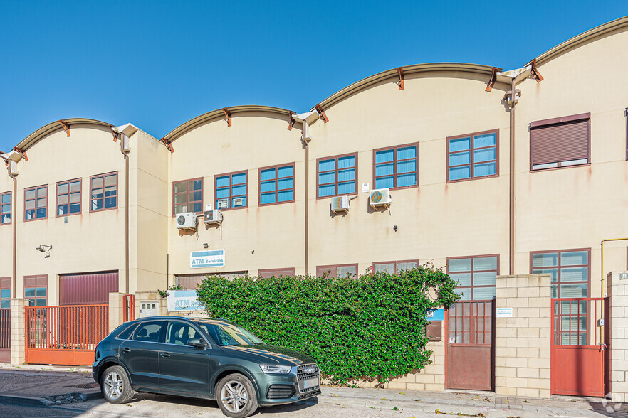 Calle Meridiano, 40, Torrejón de Ardoz, Madrid à vendre - Photo de l’immeuble – Image 2 sur 2