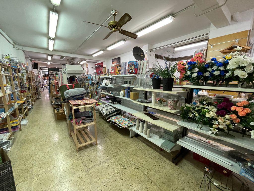 Cornellà de Llobregat, BAR 08940 - Lot 3 -  - Photo intérieure - Image 1 of 9