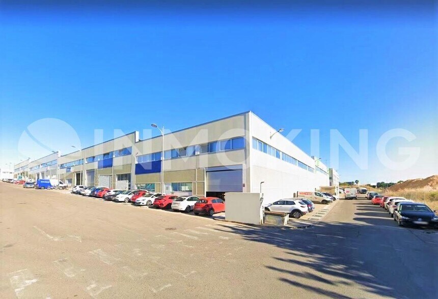 Industriel/Logistique dans Paterna, Valencia à louer - Photo de l’immeuble – Image 1 sur 3