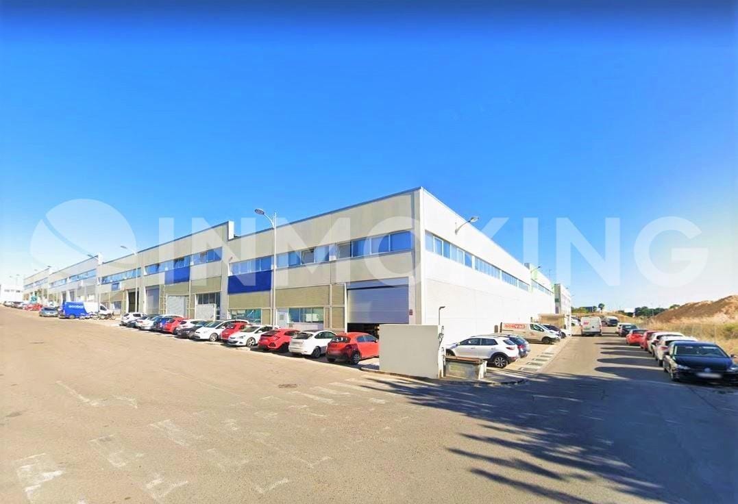 Industriel/Logistique dans Paterna, Valencia à louer Photo de l’immeuble– Image 1 sur 4