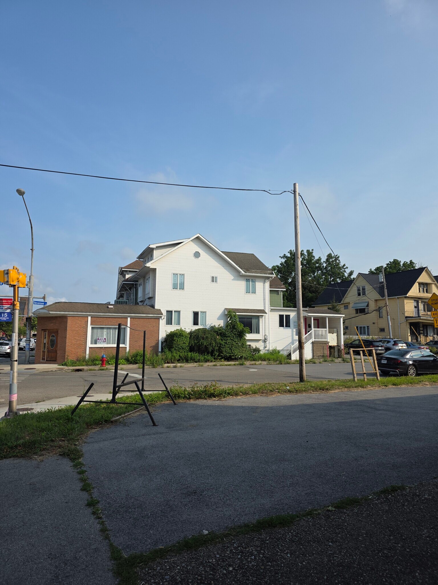 1923 Seneca St, Buffalo, NY à vendre Photo principale– Image 1 sur 25