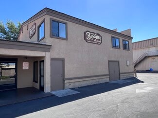 Plus de détails pour 5135 N Blackstone Ave, Fresno, CA - Bureau à louer
