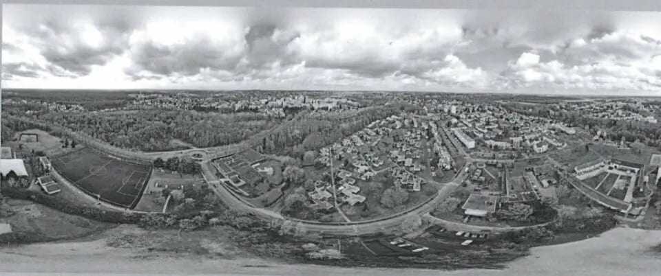 Bureau dans Boussy-Saint-Antoine à louer - Photo de l’immeuble – Image 3 sur 4