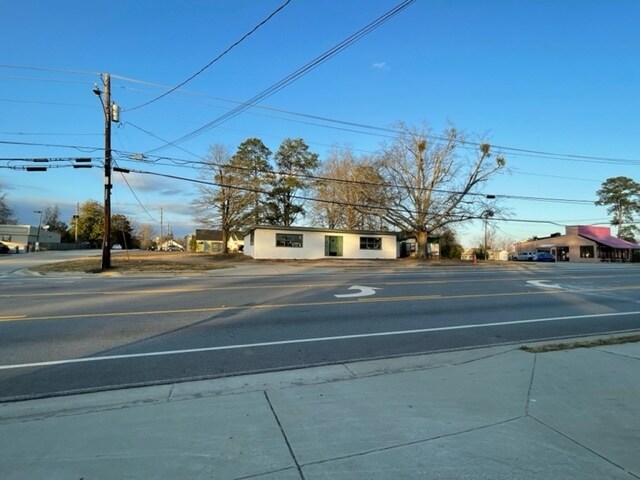 401 E Robinson Ave, Grovetown, GA à vendre Photo de l’immeuble– Image 1 sur 6