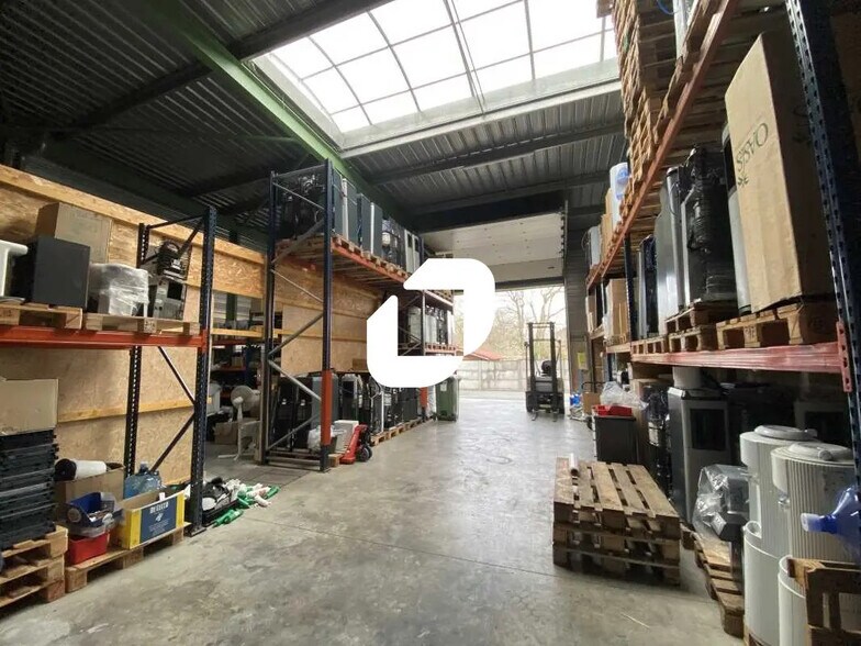 Local d’activités dans Mérignac à louer - Photo de l’immeuble – Image 1 sur 8