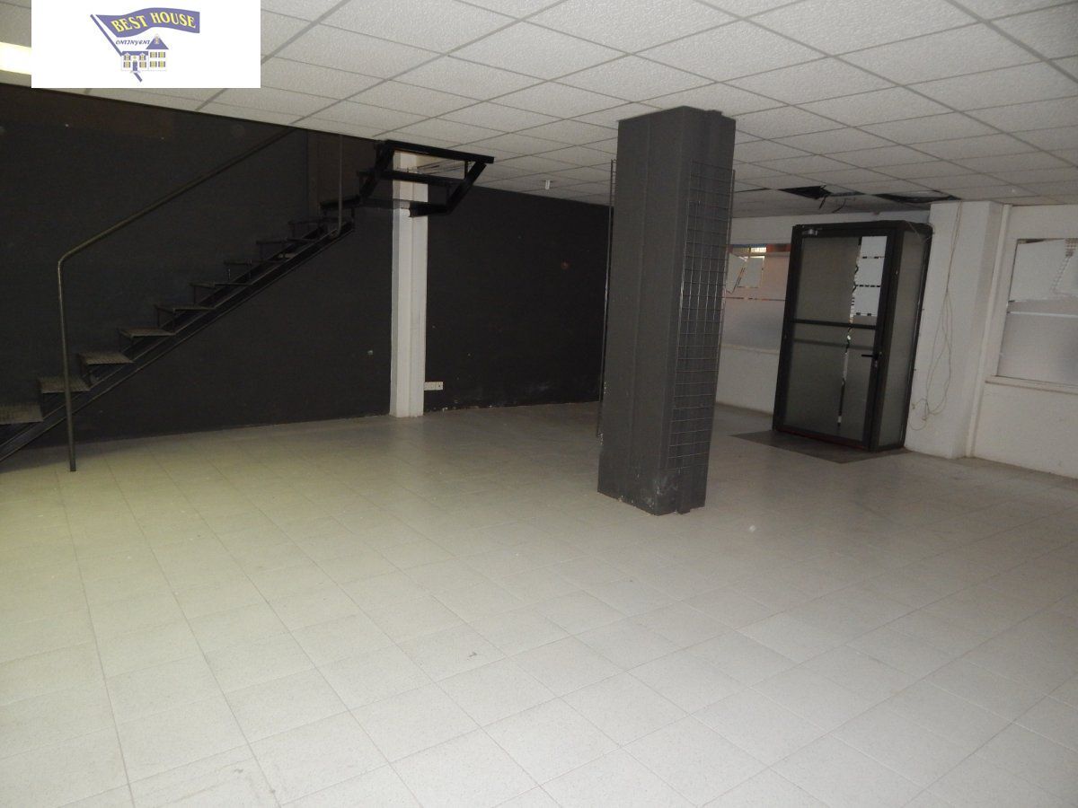 Local commercial dans Ontinyent, Valencia à louer Photo intérieure– Image 1 sur 12