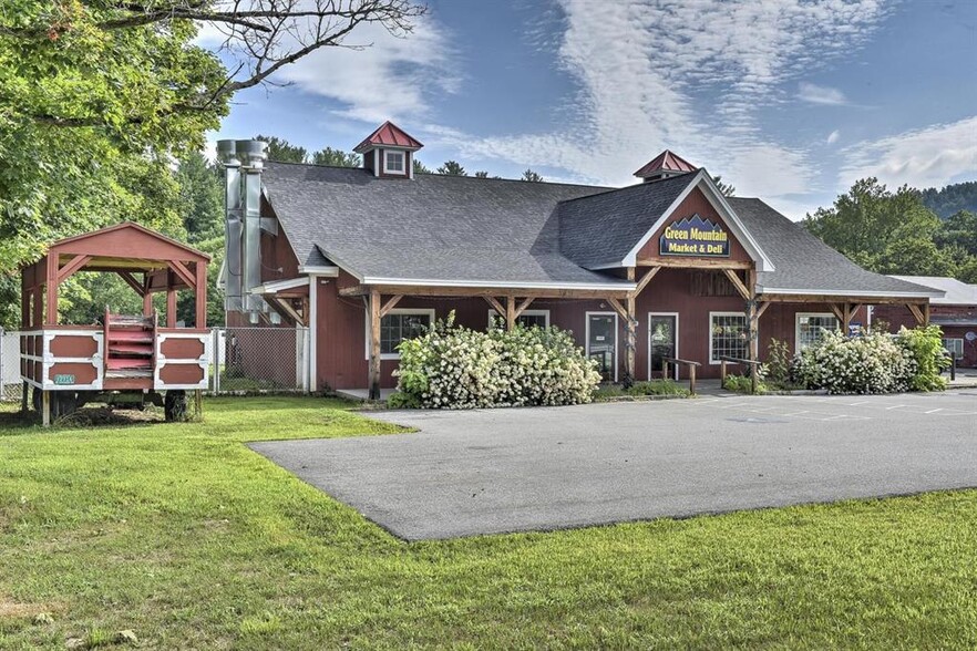 Local commercial dans Brattleboro, VT à vendre - Photo de l’immeuble – Image 2 sur 27