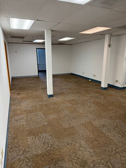 1120 SE Main St, Portland, OR à louer - Photo intérieure – Image 3 sur 7