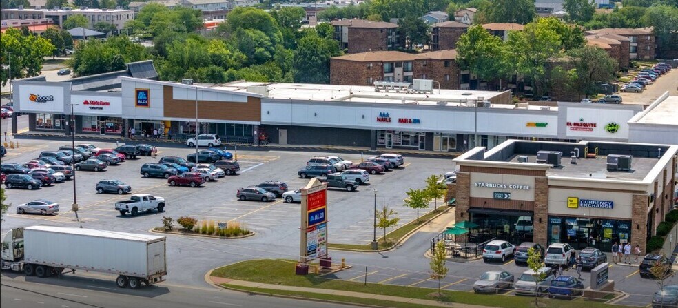 163-217 E Army Trail Rd, Glendale Heights, IL à vendre - Photo principale – Image 1 sur 1