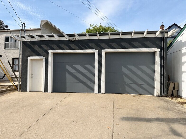 3015 Franklin Ave E, Minneapolis, MN à vendre - Photo de l’immeuble – Image 2 sur 12