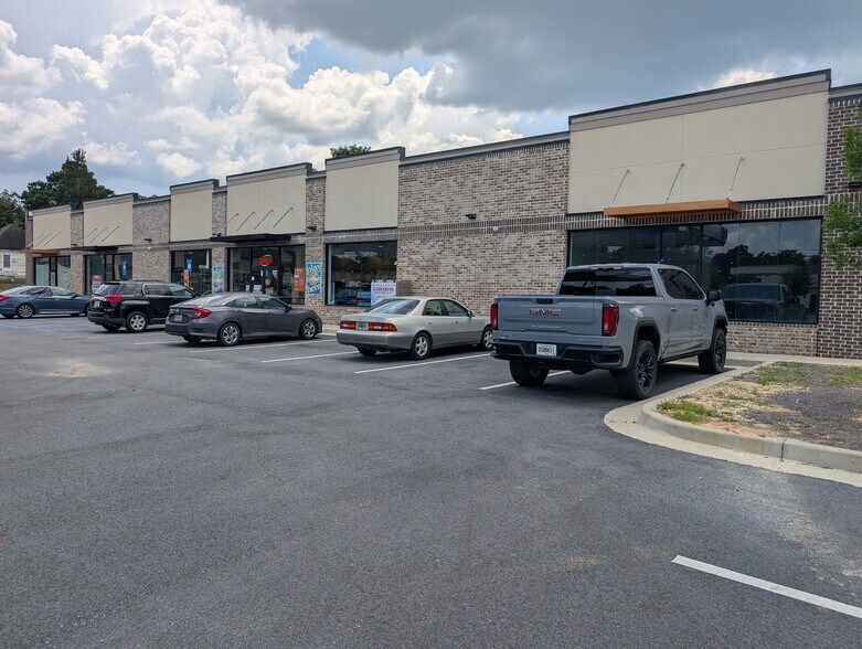 1631 13th Ave, Columbus, GA à louer - Photo de l’immeuble – Image 2 sur 13