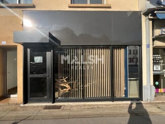 Plus de détails pour Local commercial à louer