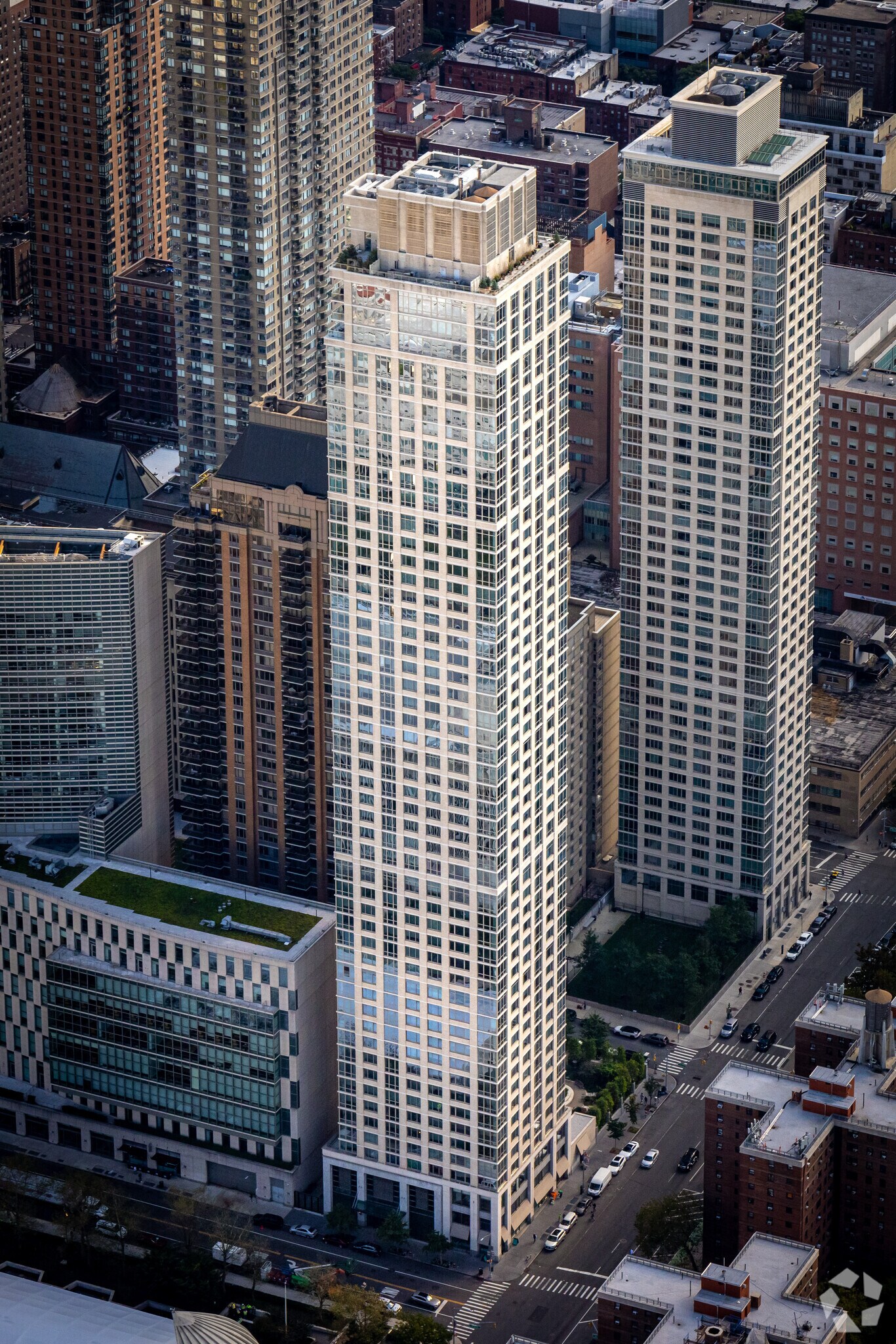 51 Amsterdam Ave, New York, NY à louer Photo principale– Image 1 sur 10