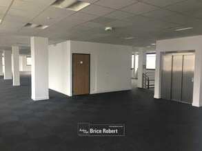 Bureau dans Saint-Priest à louer Photo intérieure– Image 1 sur 8