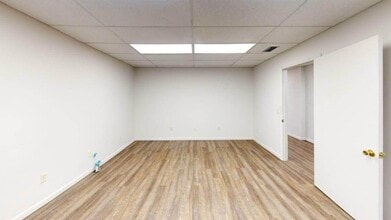 231-235 Beach Dr, Panama City, FL à louer Photo intérieure– Image 1 sur 6