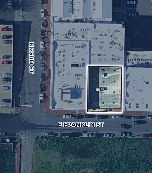 2217 E Franklin St, Richmond, VA à louer - Photo de l’immeuble – Image 3 sur 3