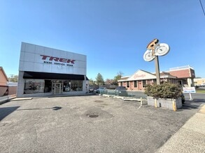 4828 Sunrise Hwy, Massapequa Park, NY à louer Photo intérieure– Image 1 sur 15