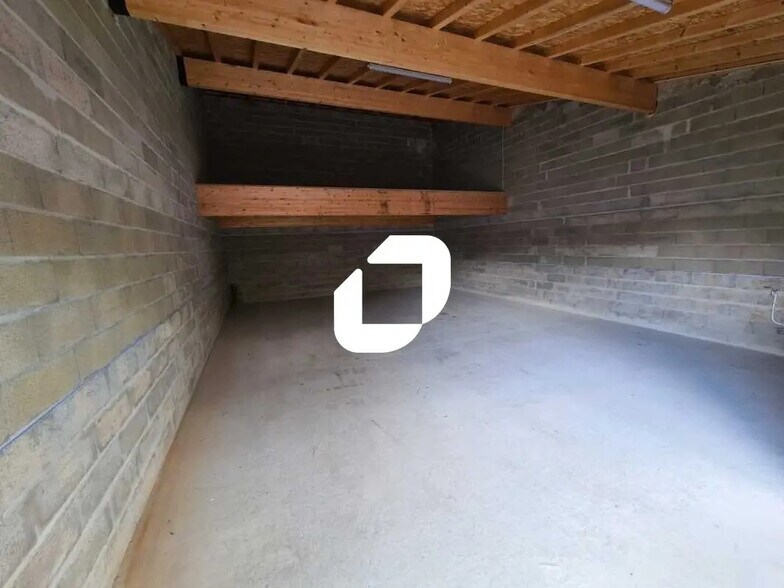 Industriel/Logistique dans Eysines à louer - Photo de l’immeuble – Image 2 sur 3