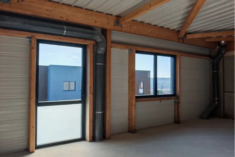 Local d’activités dans Vailhauquès à louer - Photo intérieure – Image 2 sur 12