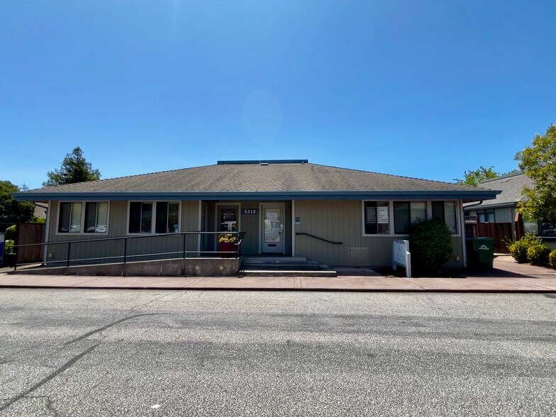 3315 Mission Dr, Santa Cruz, CA à louer - Photo de l’immeuble – Image 2 sur 11