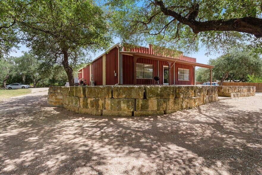 2108 Ranch Road 12, San Marcos, TX à vendre - Photo de l’immeuble – Image 3 sur 32