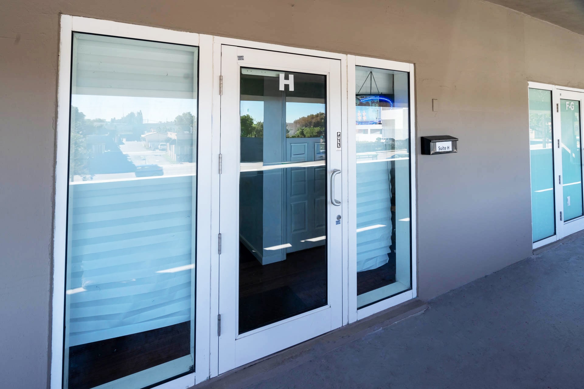 2301-2319 NW 7th St, Miami, FL à louer Hall d’entrée– Image 1 sur 2