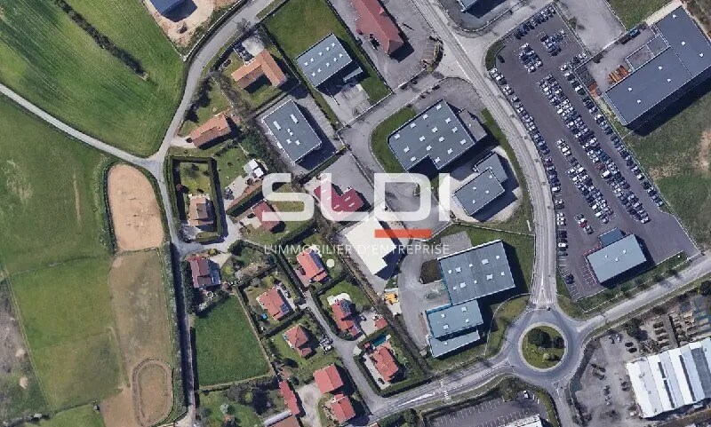 Terrain dans Colombier-Saugnieu à louer - Photo de l’immeuble – Image 2 sur 3