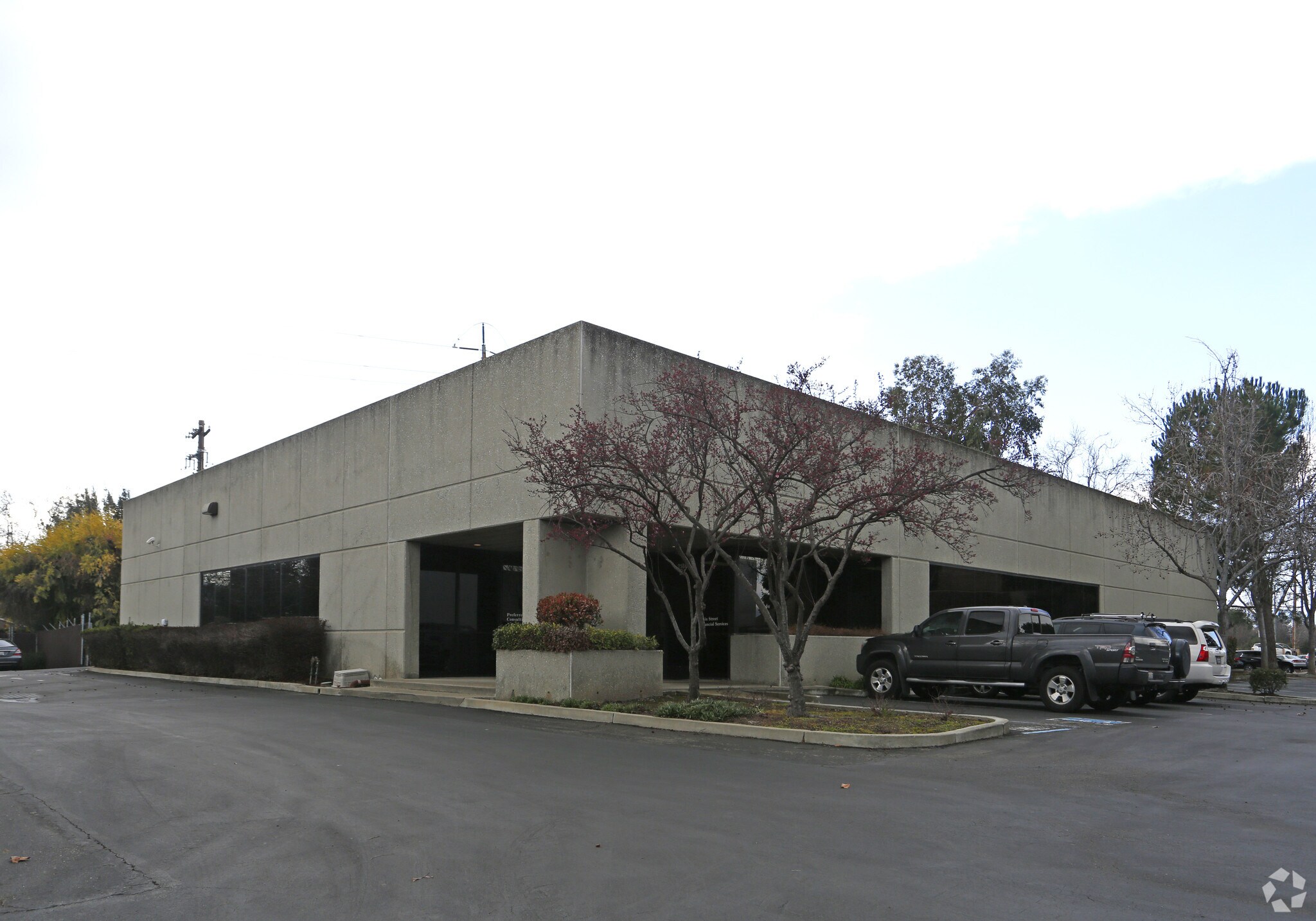 2186 Rheem Dr, Pleasanton, CA à louer Photo principale– Image 1 sur 6