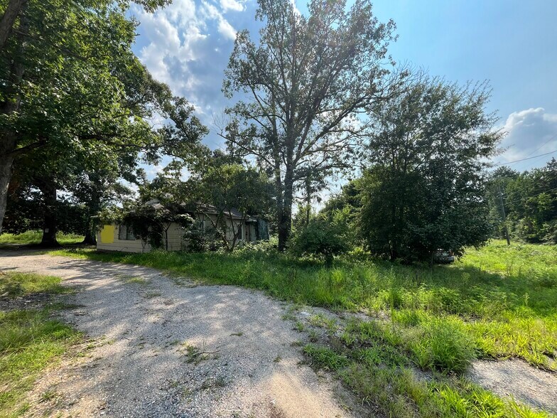 13420 Rte 1 Hwy, Chester, VA à vendre - Photo de l’immeuble – Image 3 sur 8