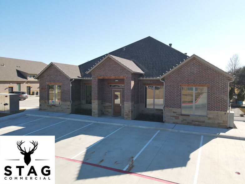 3901 Long Prairie Rd, Flower Mound, TX à louer - Photo de l’immeuble – Image 2 sur 7