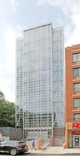 Plus de détails pour 136-33 37th Ave, Flushing, NY - Bureau à vendre