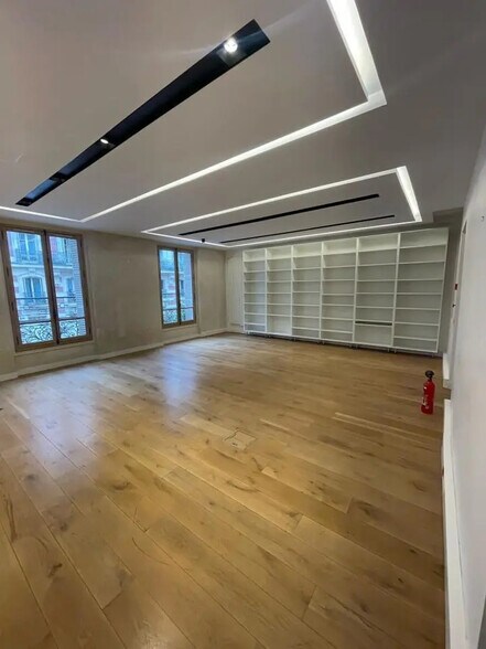 Bureau dans Paris à louer - Photo de l’immeuble – Image 2 sur 4