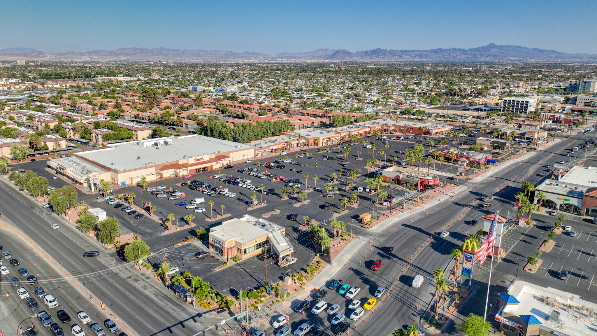 2550 S Maryland Pky, Las Vegas, NV à vendre Photo de l’immeuble– Image 1 sur 14