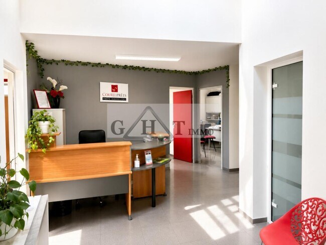 Plus de détails pour Bureau à vendre