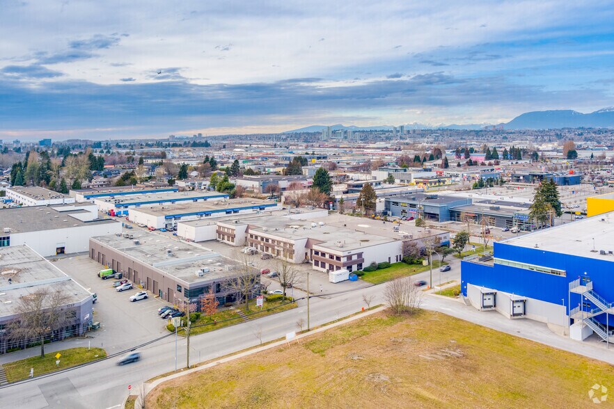 3531 Jacombs Rd, Richmond, BC à louer - Aérien – Image 2 sur 4