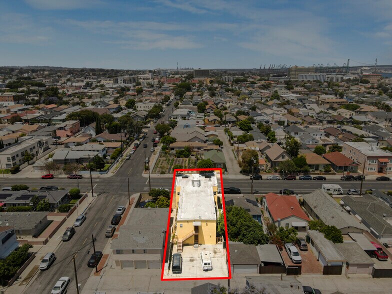 383 W 14th St, San Pedro, CA à vendre - Photo de l’immeuble – Image 2 sur 21