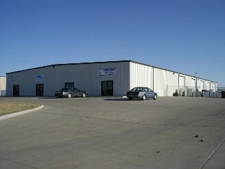 231 SE 53rd St, Topeka, KS à louer - Photo de l’immeuble – Image 3 sur 3