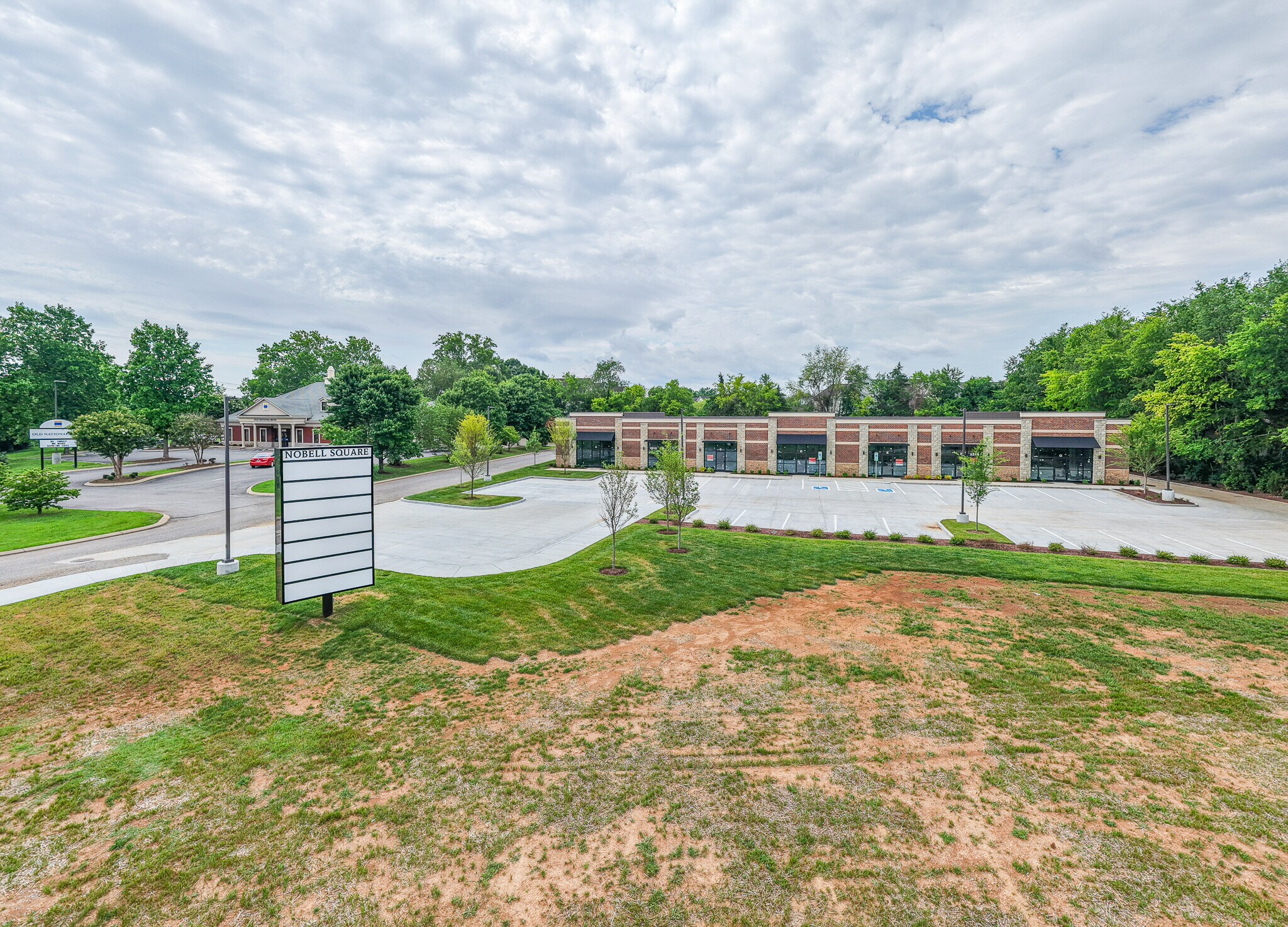 2216 Dr Martin Luther King Blvd, Murfreesboro, TN à louer Photo de l’immeuble– Image 1 sur 40