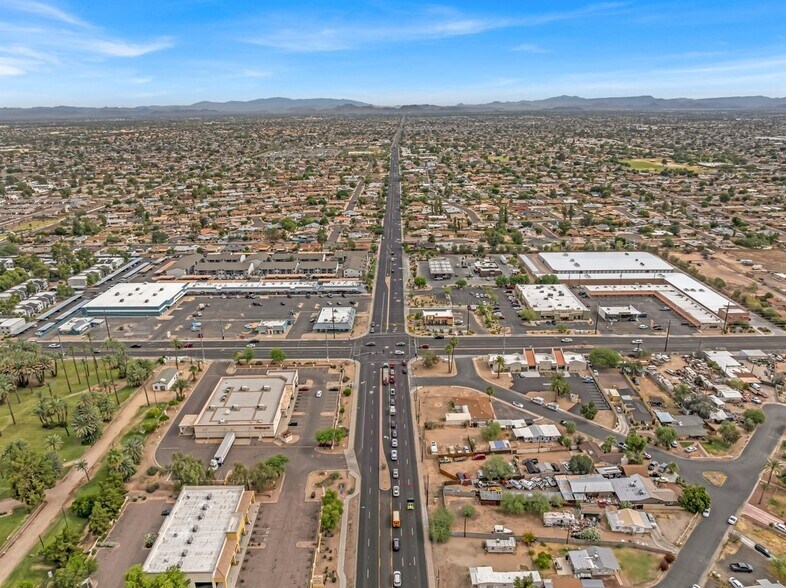 7927 N 51st Ave, Glendale, AZ à vendre - Photo de l’immeuble – Image 3 sur 4