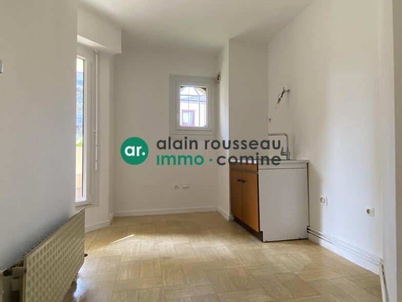 Bureaux/Médical dans Angers à louer - Photo de l’immeuble – Image 2 sur 6
