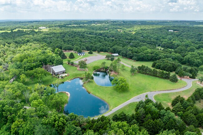 Plus de détails pour 23400 N Luther Rd, Luther, OK - Spécialisé à vendre