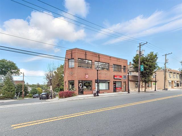 856 Kinderkamack Rd, River Edge, NJ à louer - Photo de l’immeuble – Image 2 sur 5