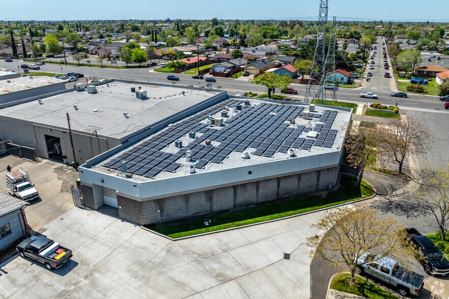 5705 Power Inn Rd, Sacramento, CA à vendre - Photo de l’immeuble – Image 2 sur 6