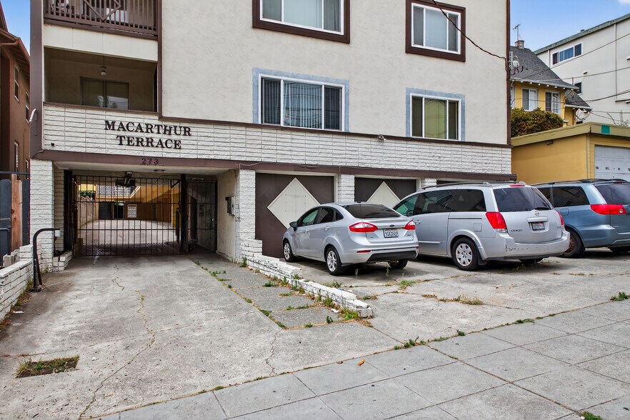 273 Macarthur Blvd, Oakland, CA à vendre - Photo de l’immeuble – Image 3 sur 43