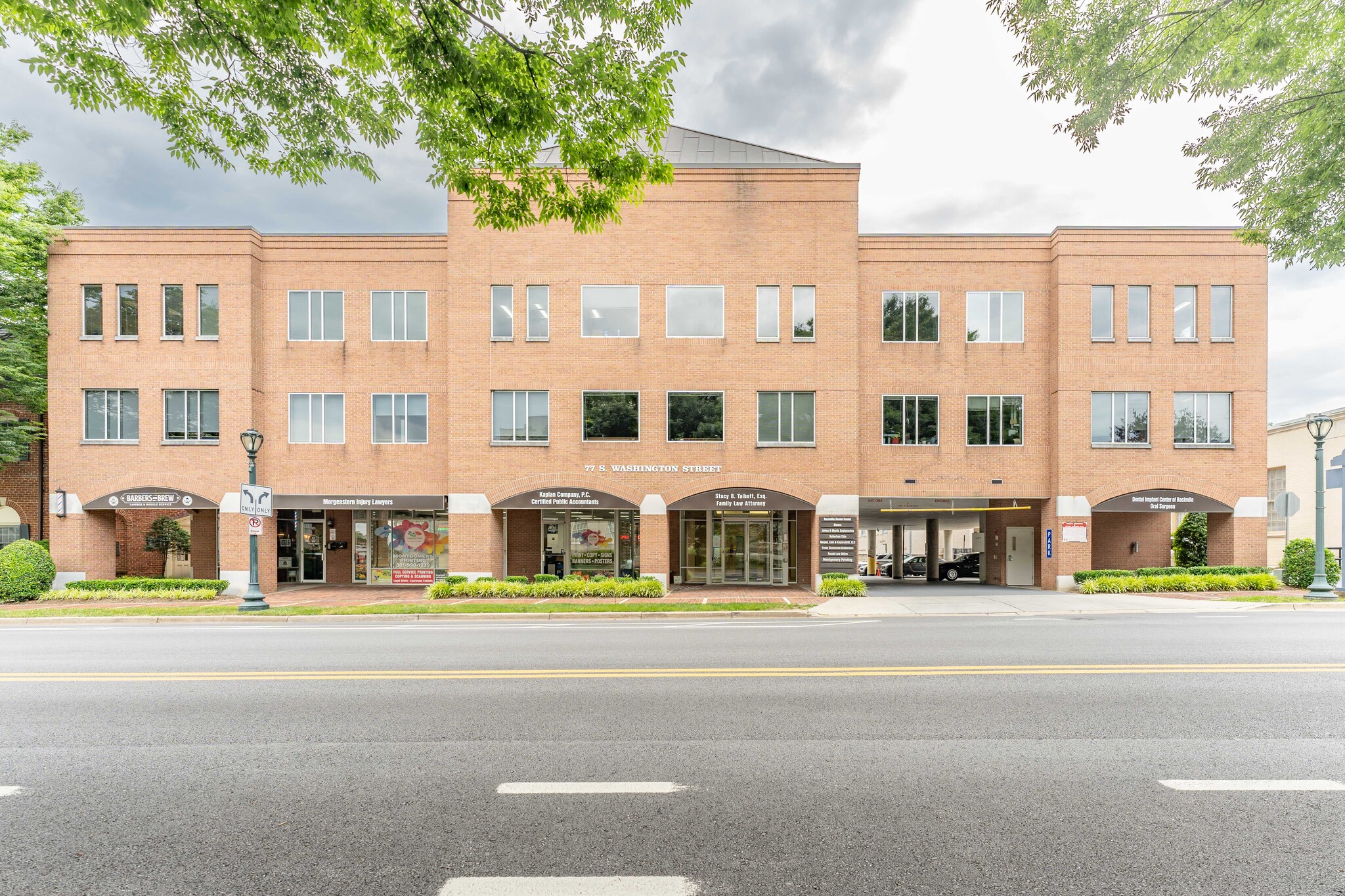 77 S Washington St, Rockville, MD à vendre Photo de l’immeuble– Image 1 sur 9